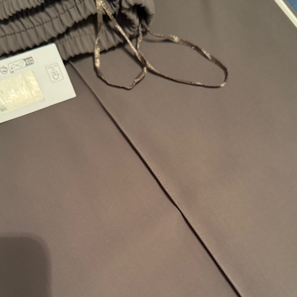 Primark Women's Gray Wide Leg Pants with White Stripe - Picture 5 of 6